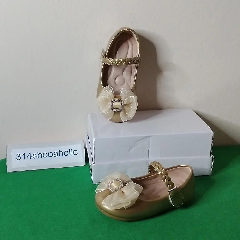 Toddler Girls Gold Patent Leather Shoes With Bow